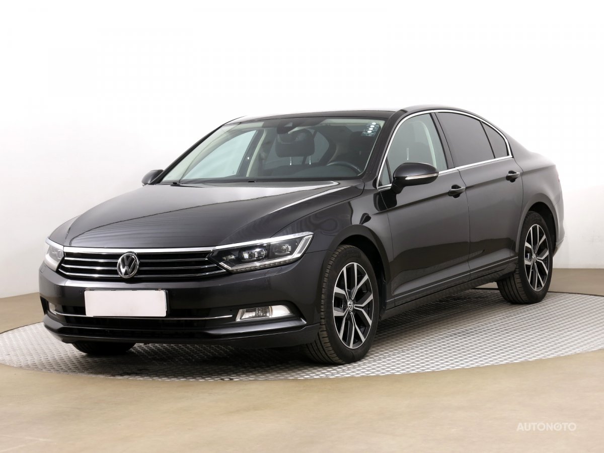 Volkswagen Passat, 2017 - pohled č. 3