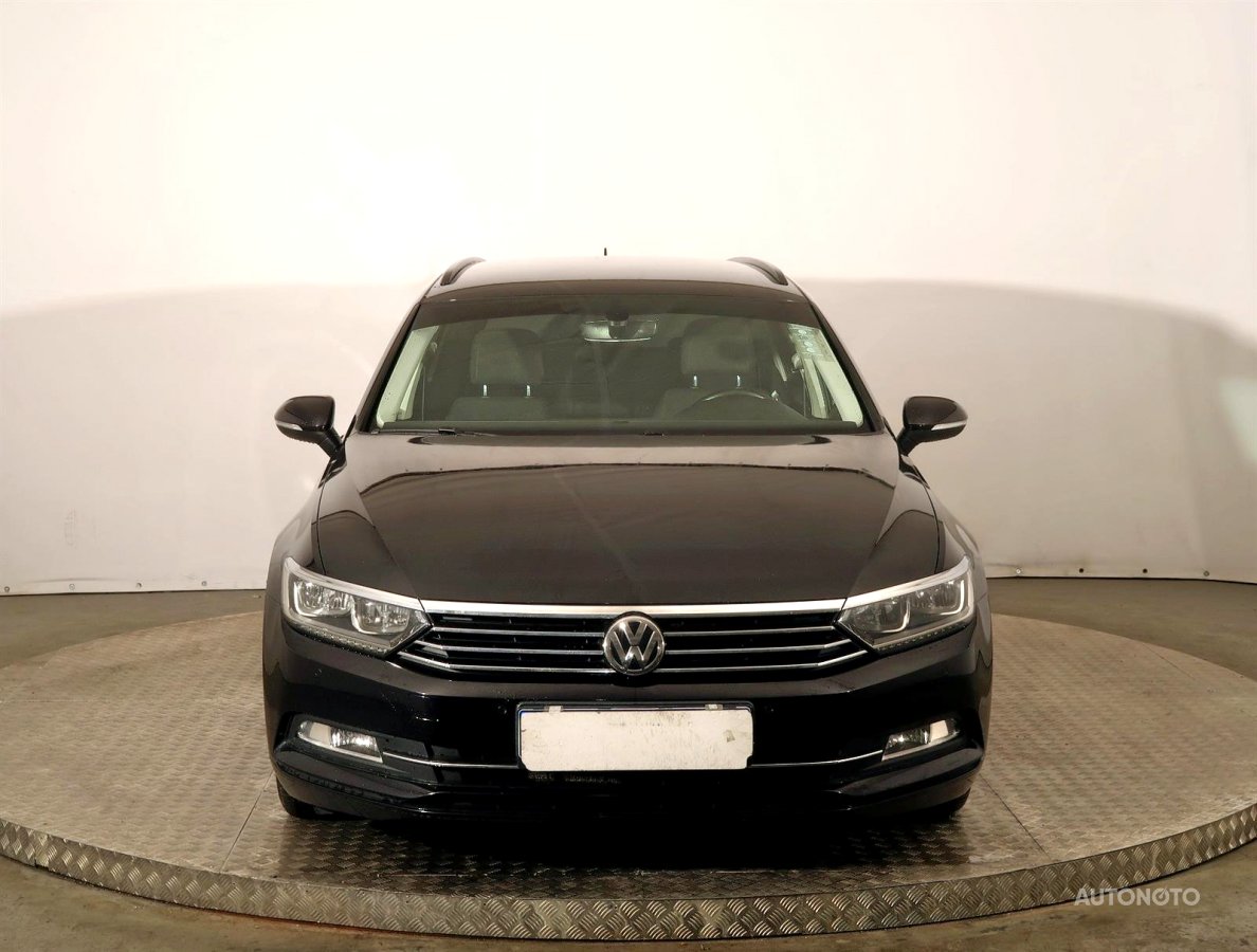 Volkswagen Passat, 2017 - pohled č. 2