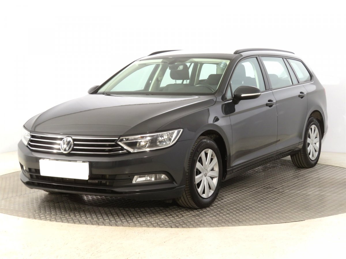 Volkswagen Passat, 2018 - pohled č. 3