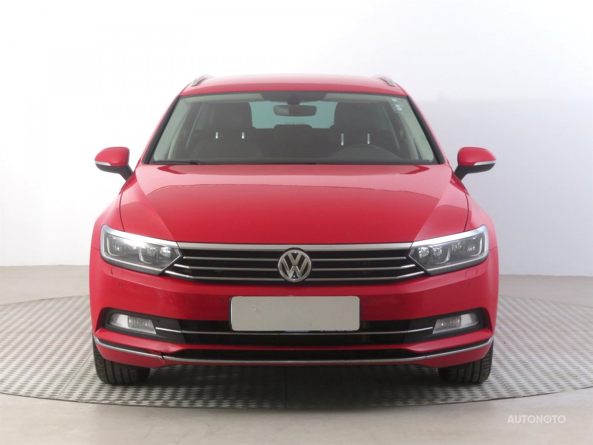 Volkswagen Passat, 2015 - pohled č. 2