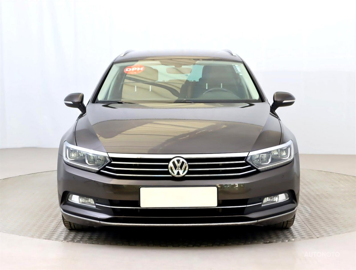 Volkswagen Passat, 2014 - pohled č. 2