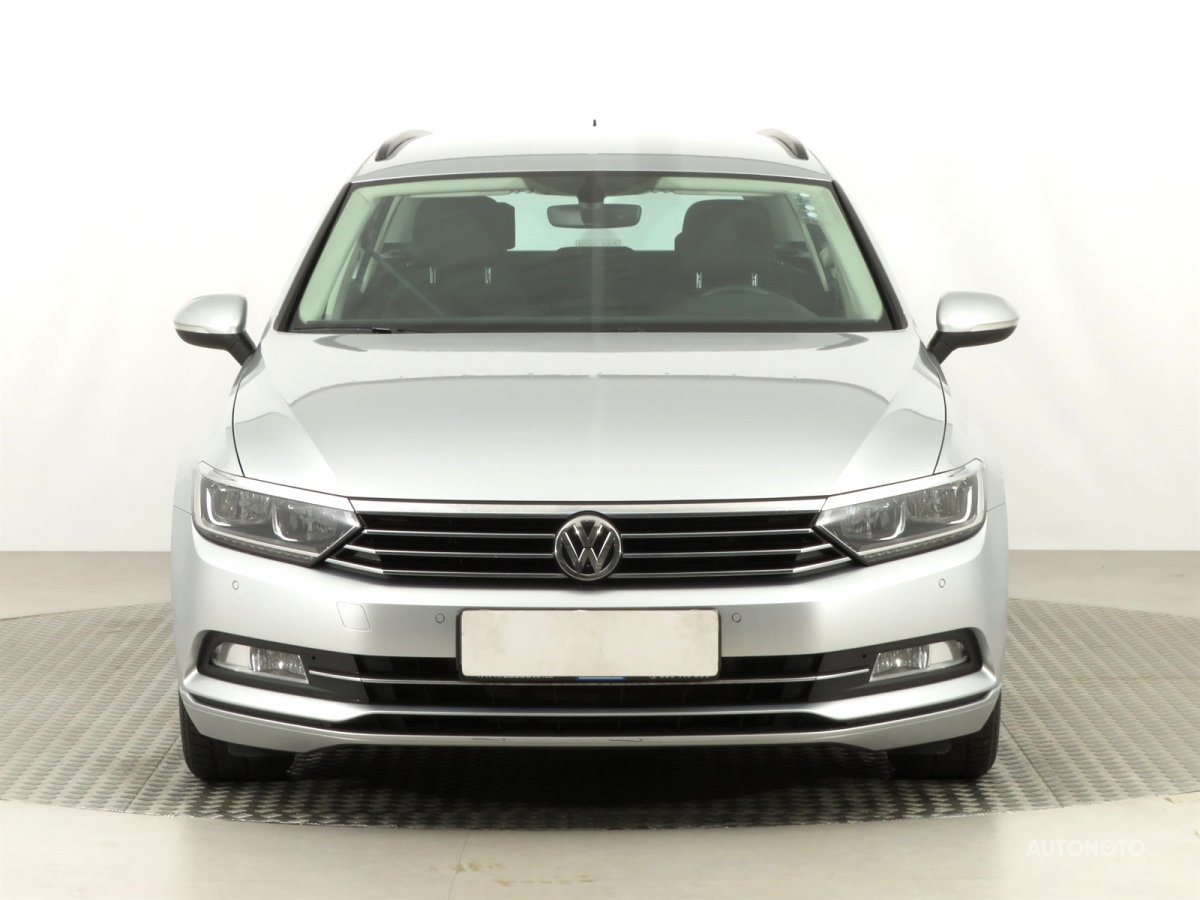 Volkswagen Passat, 2018 - pohled č. 2