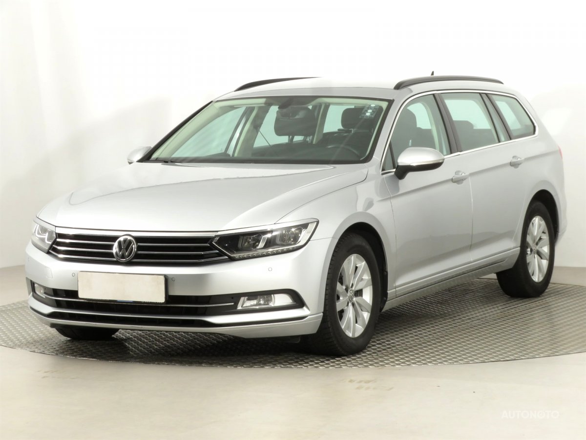 Volkswagen Passat, 2018 - pohled č. 3