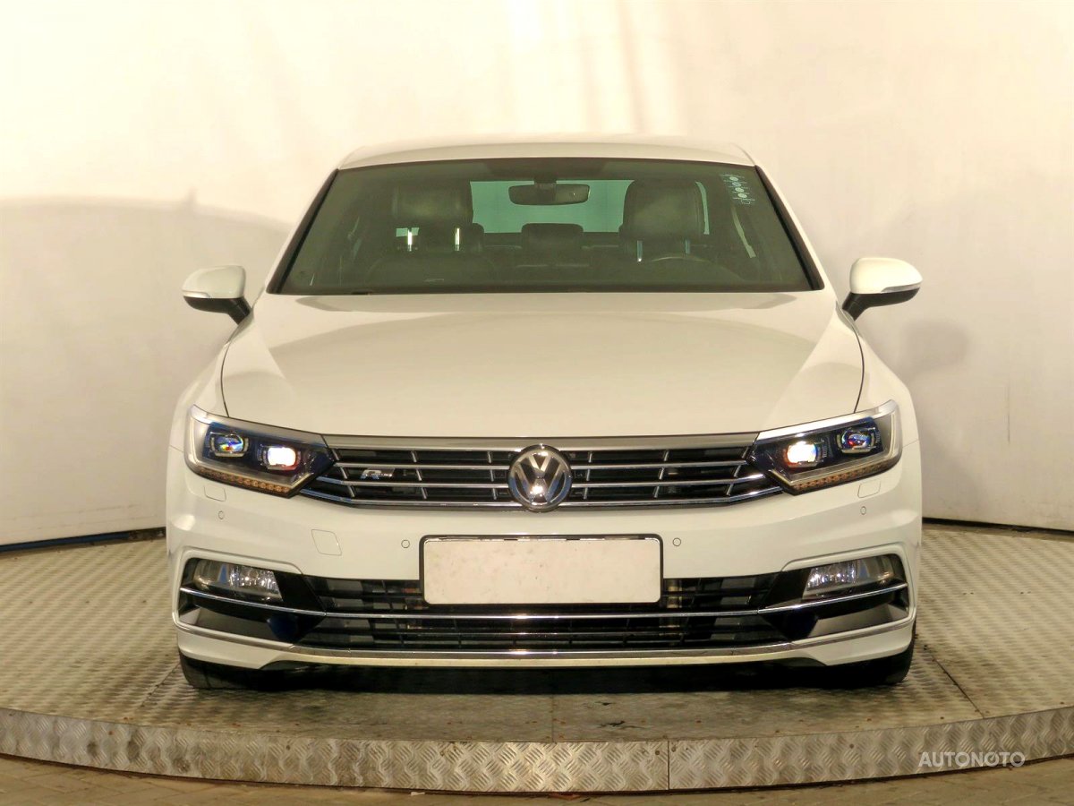 Volkswagen Passat, 2017 - pohled č. 2