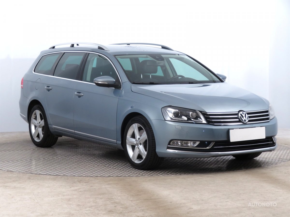 Volkswagen Passat, 2011 - celkový pohled