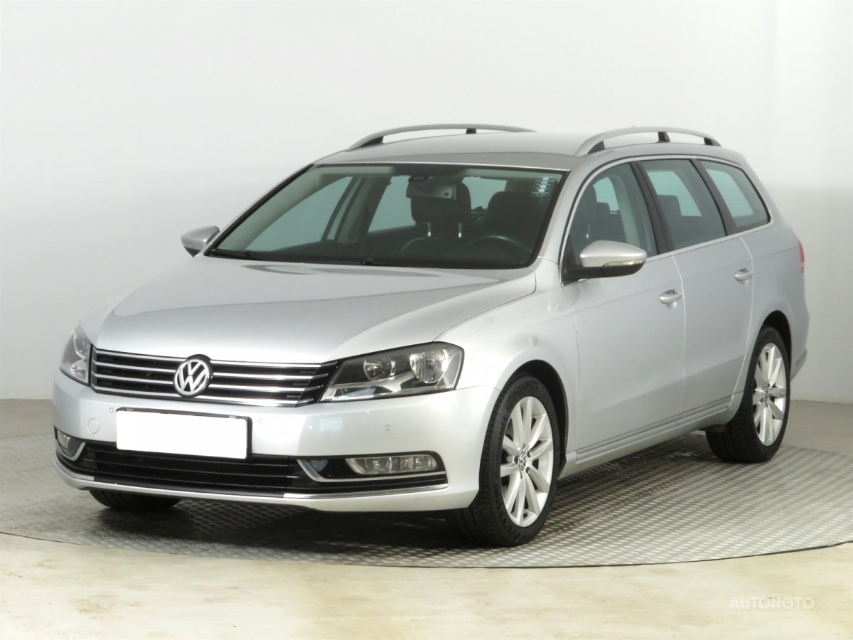 Volkswagen Passat, 2011 - pohled č. 3