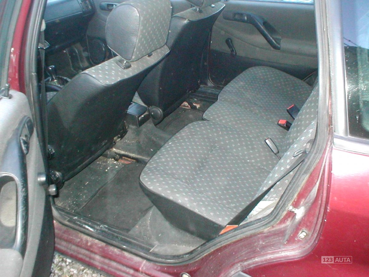 Volkswagen Passat, 1996 - pohled č. 3