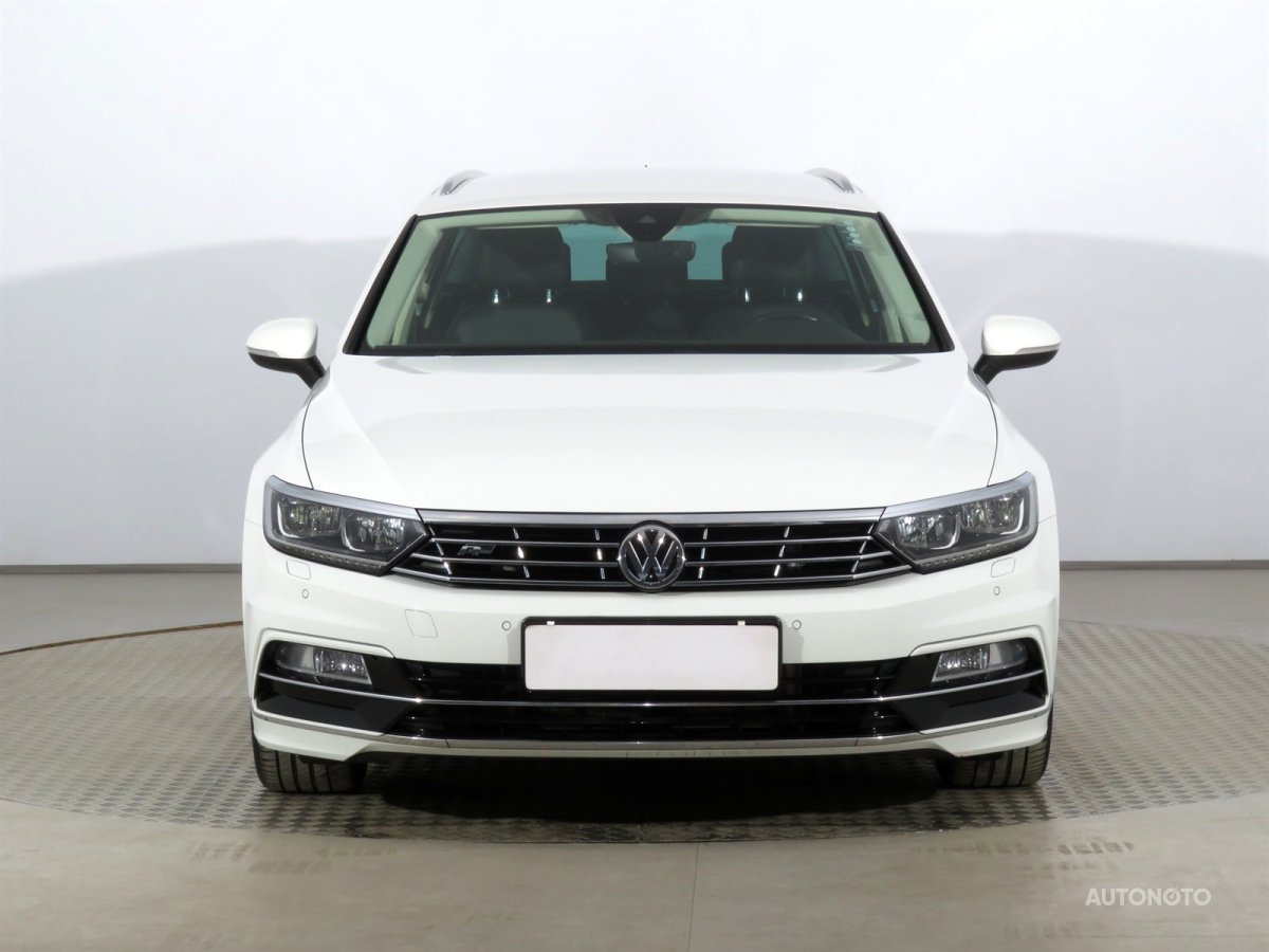 Volkswagen Passat, 2017 - pohled č. 2