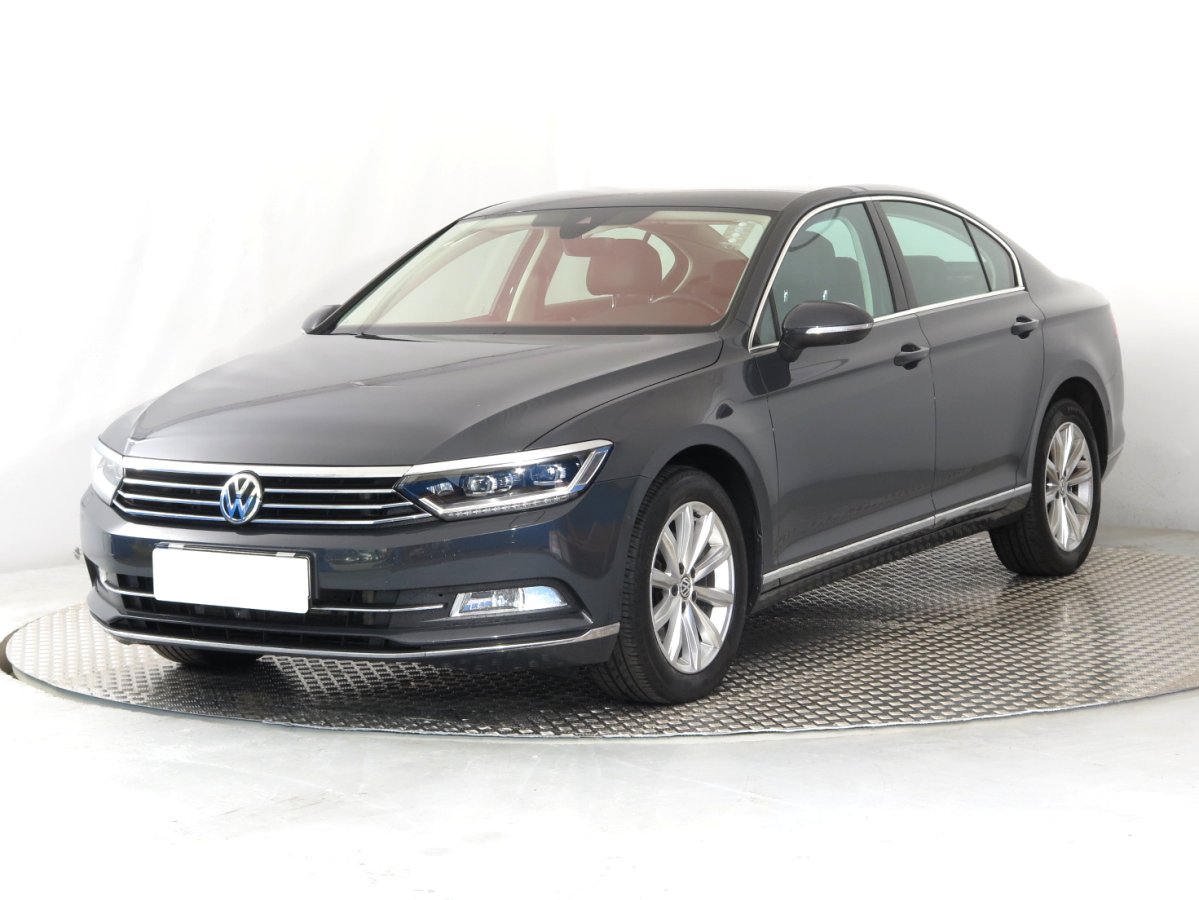 Volkswagen Passat, 2018 - pohled č. 3