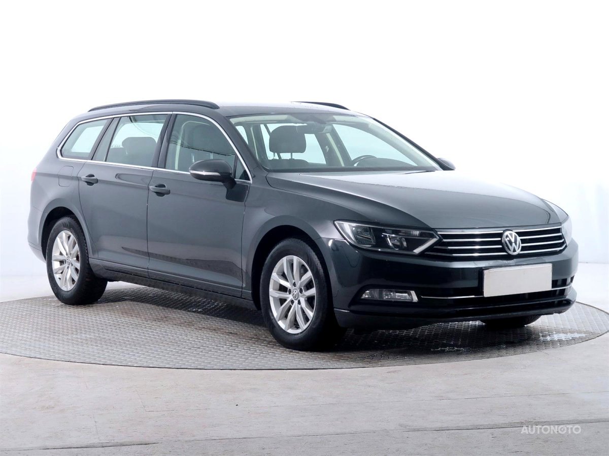 Volkswagen Passat, 2015 - celkový pohled