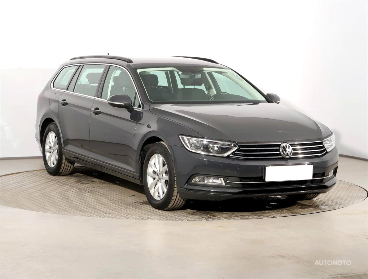 Volkswagen Passat, 2015 - celkový pohled