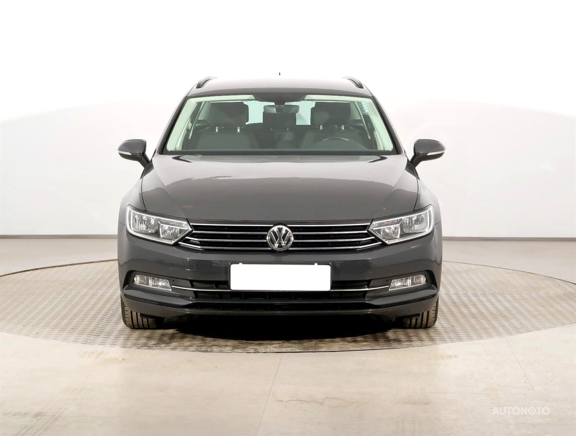 Volkswagen Passat, 2015 - pohled č. 2