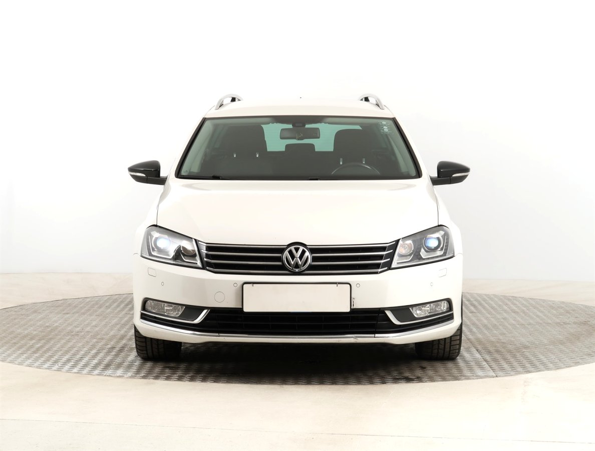 Volkswagen Passat, 2014 - pohled č. 2