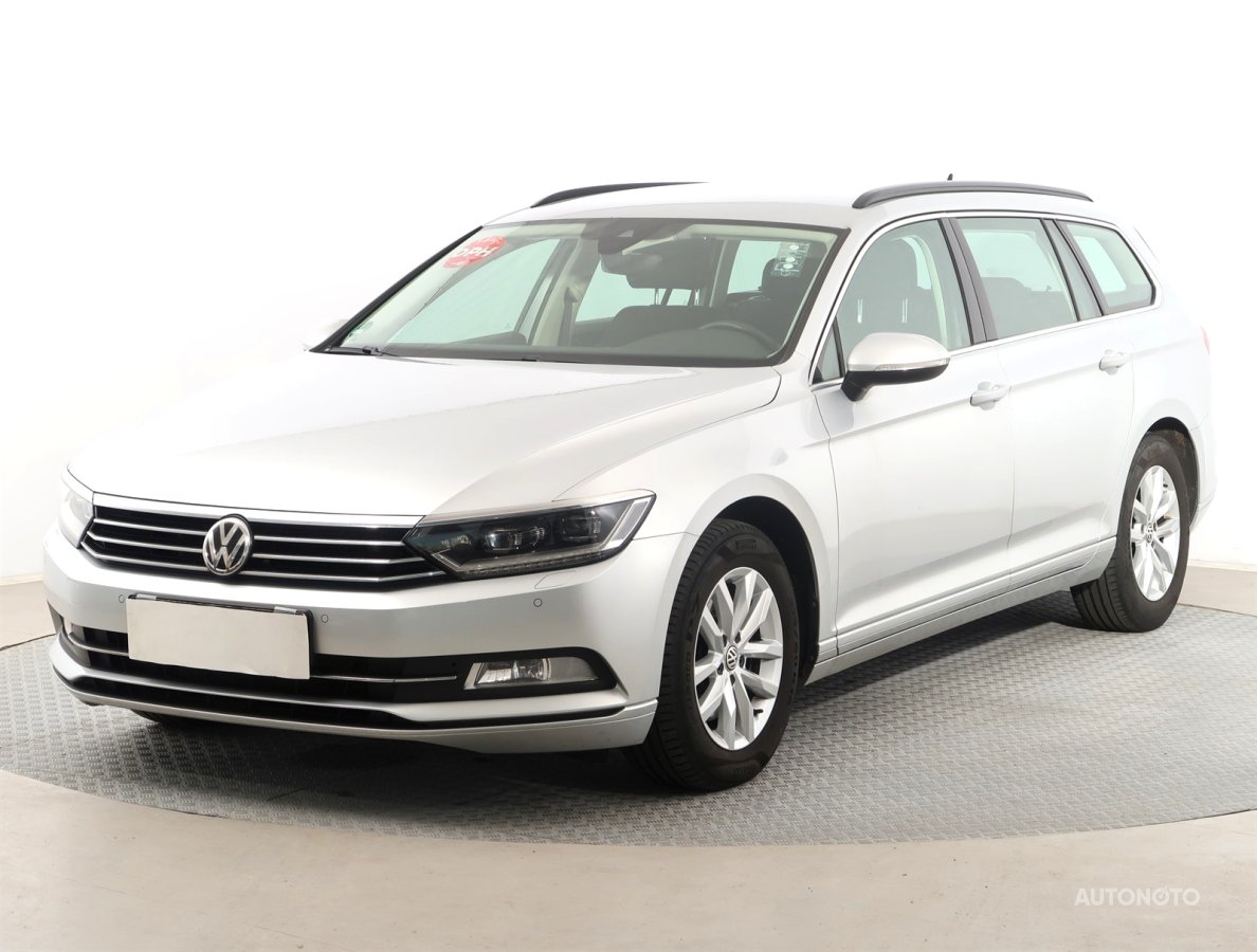 Volkswagen Passat, 2016 - pohled č. 3