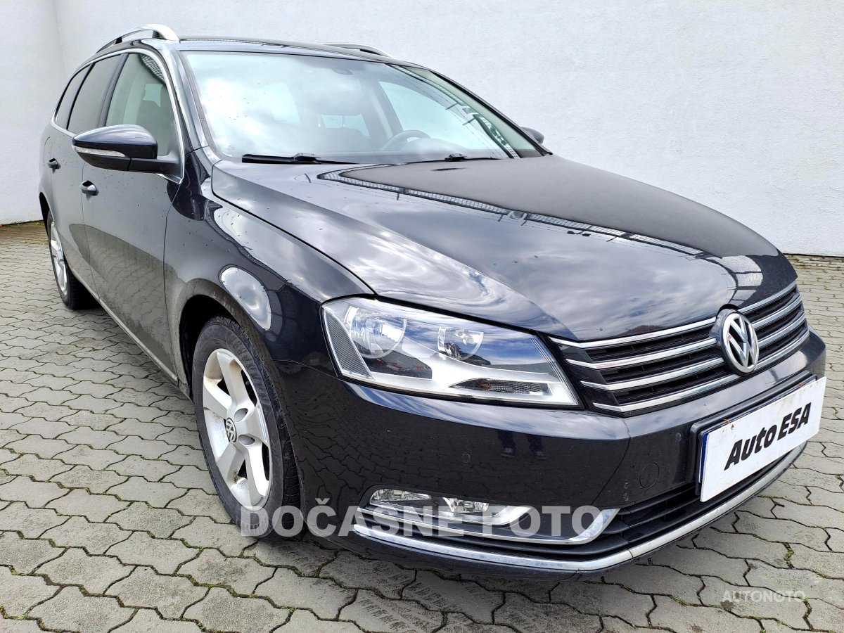 Volkswagen Passat, 2011 - celkový pohled