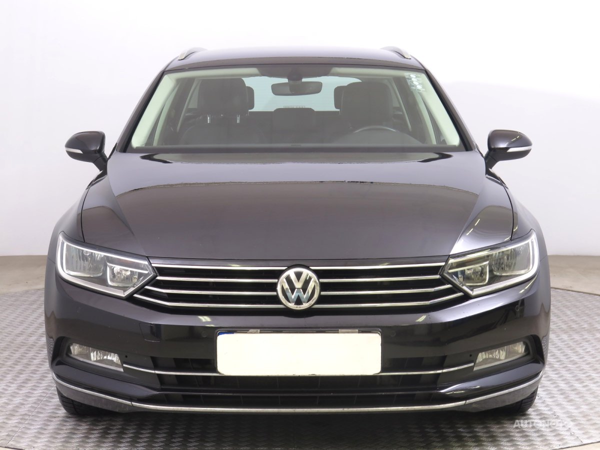Volkswagen Passat, 2016 - pohled č. 2