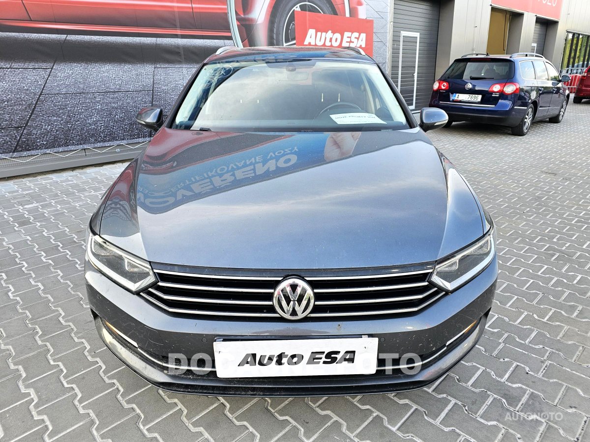Volkswagen Passat, 2016 - pohled č. 2