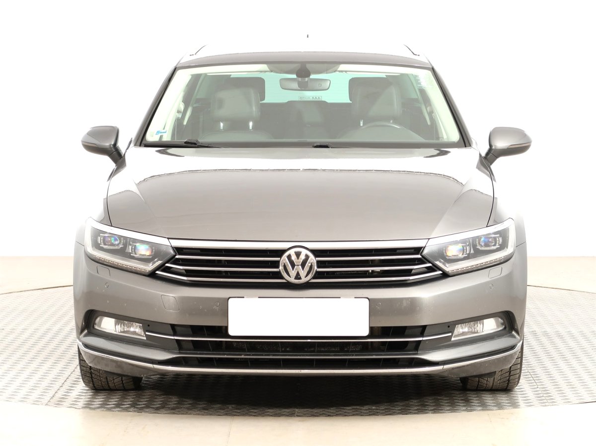 Volkswagen Passat, 2016 - pohled č. 2