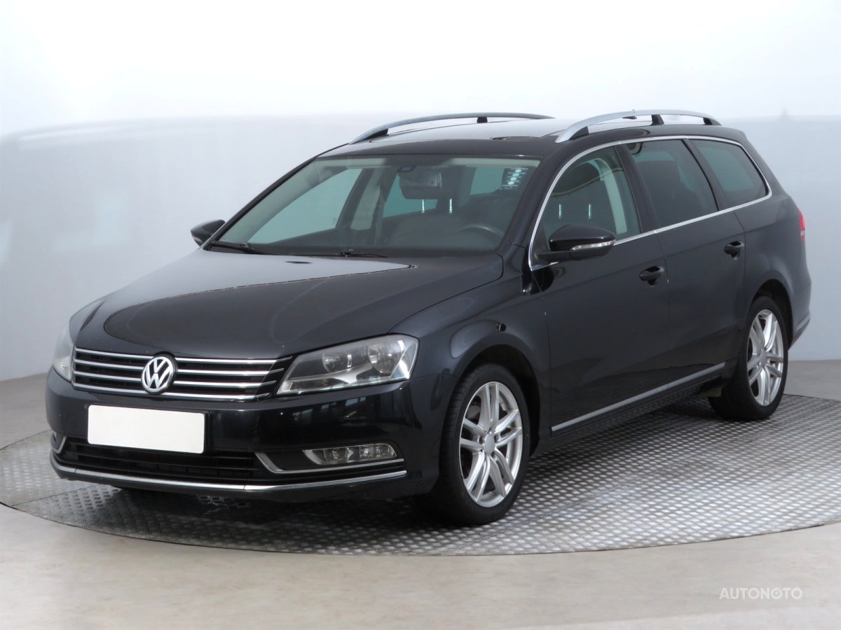 Volkswagen Passat, 2011 - pohled č. 3