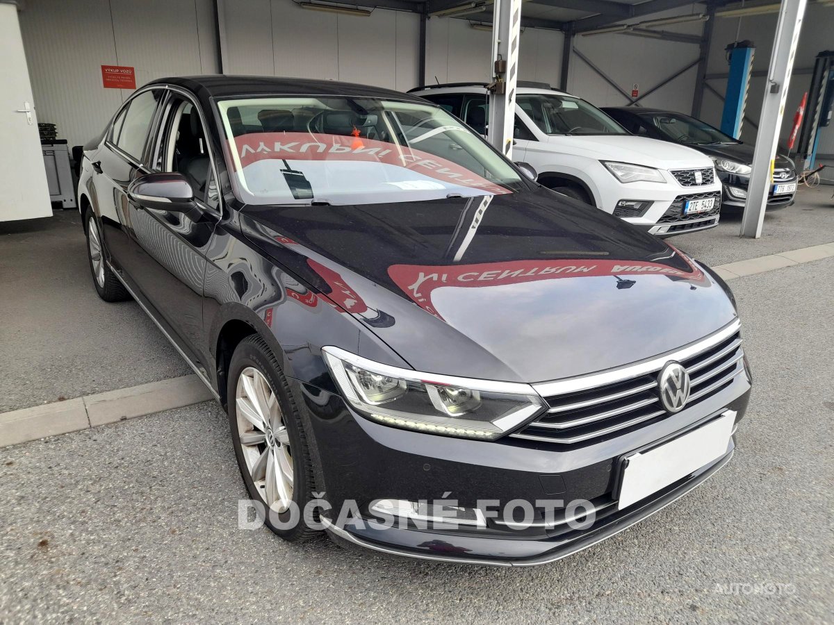 Volkswagen Passat, 2015 - celkový pohled