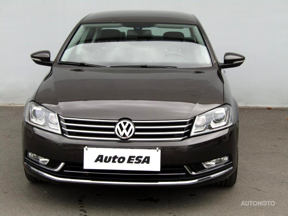 Volkswagen Passat, 2011 - pohled č. 2
