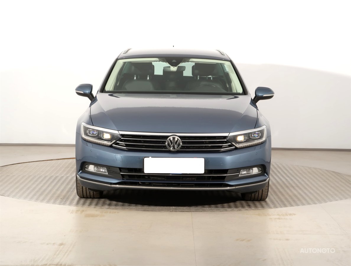 Volkswagen Passat, 2014 - pohled č. 2