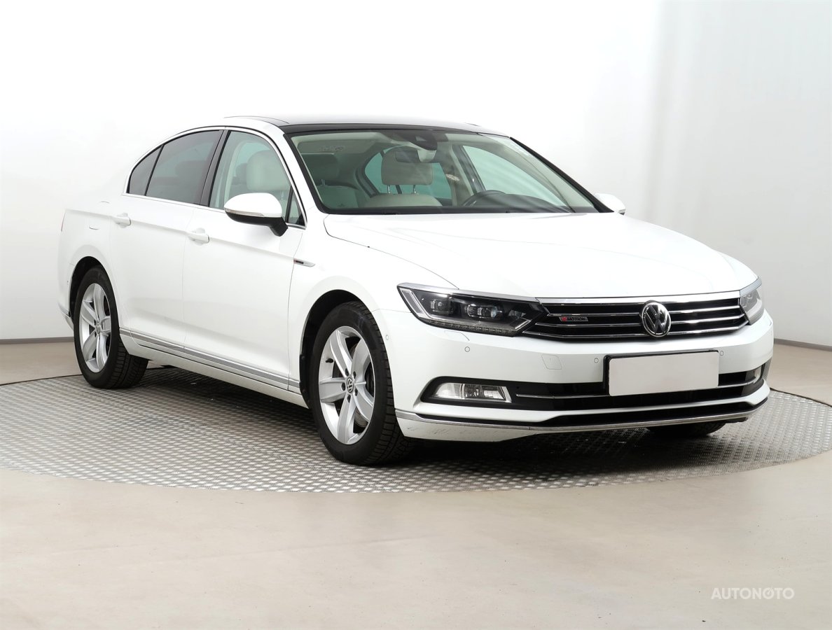 Volkswagen Passat, 2015 - celkový pohled