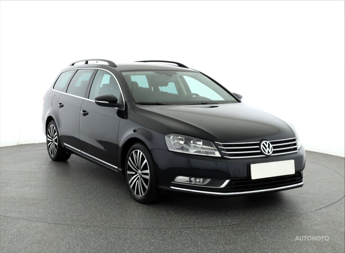 Volkswagen Passat, 2011 - celkový pohled