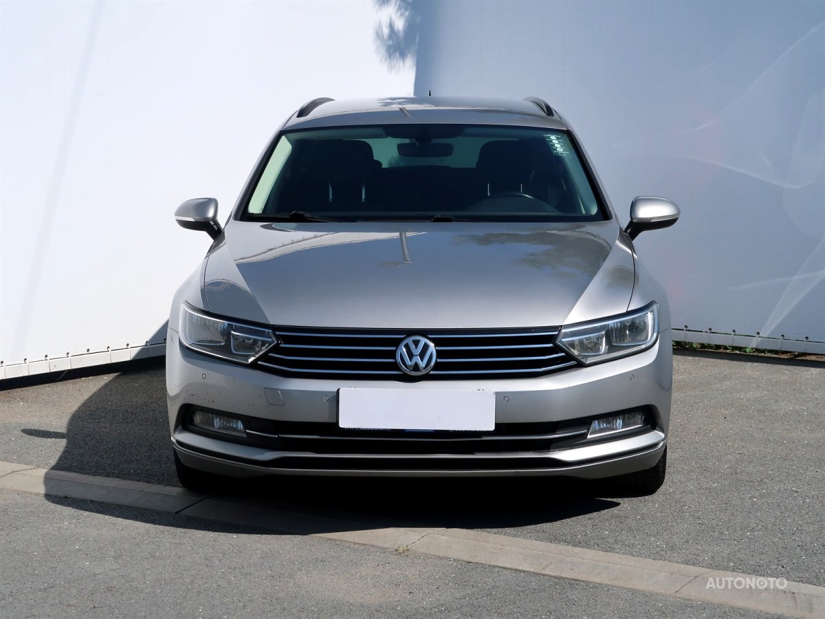 Volkswagen Passat, 2015 - pohled č. 2
