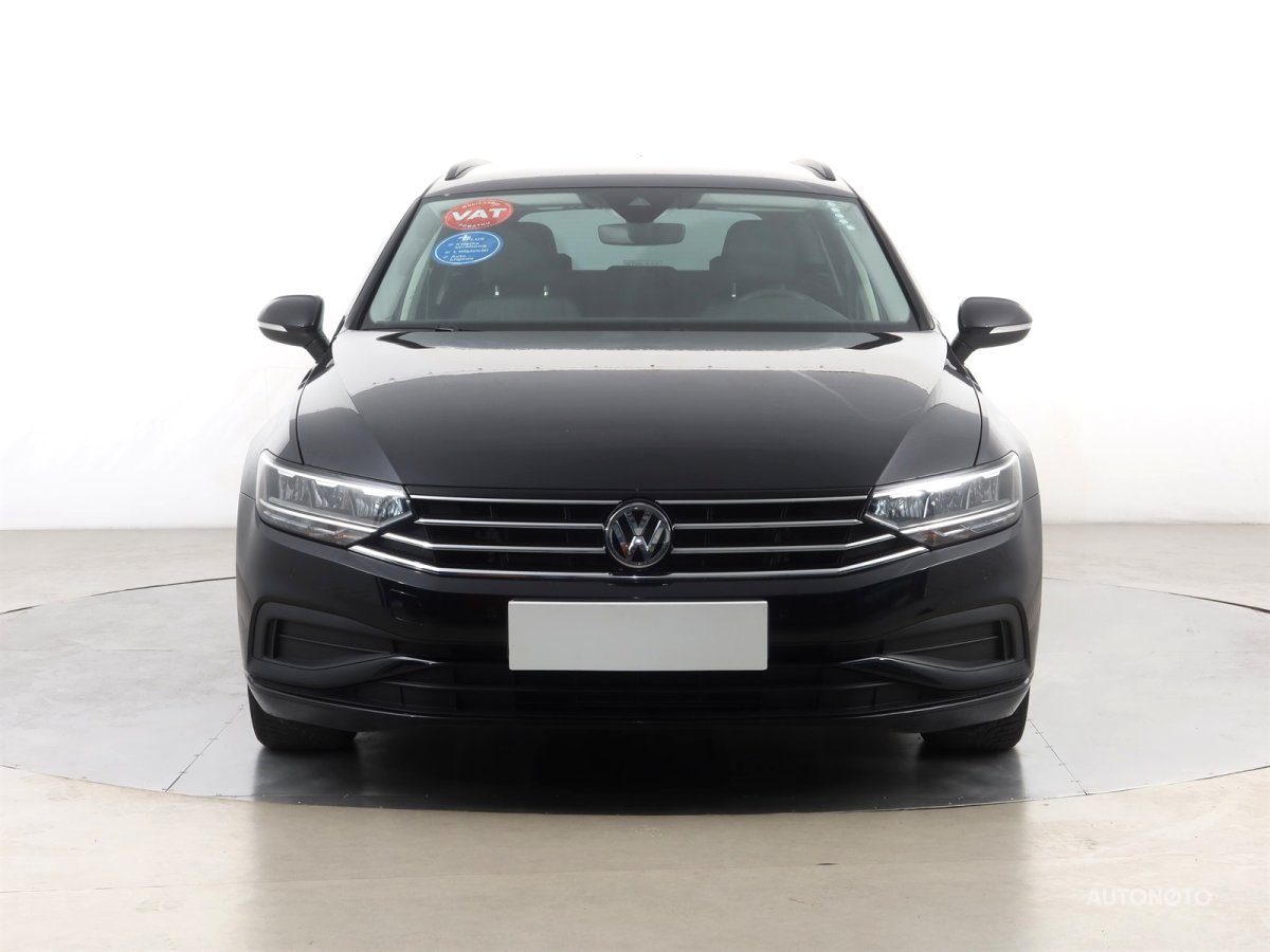 Volkswagen Passat, 2020 - pohled č. 2