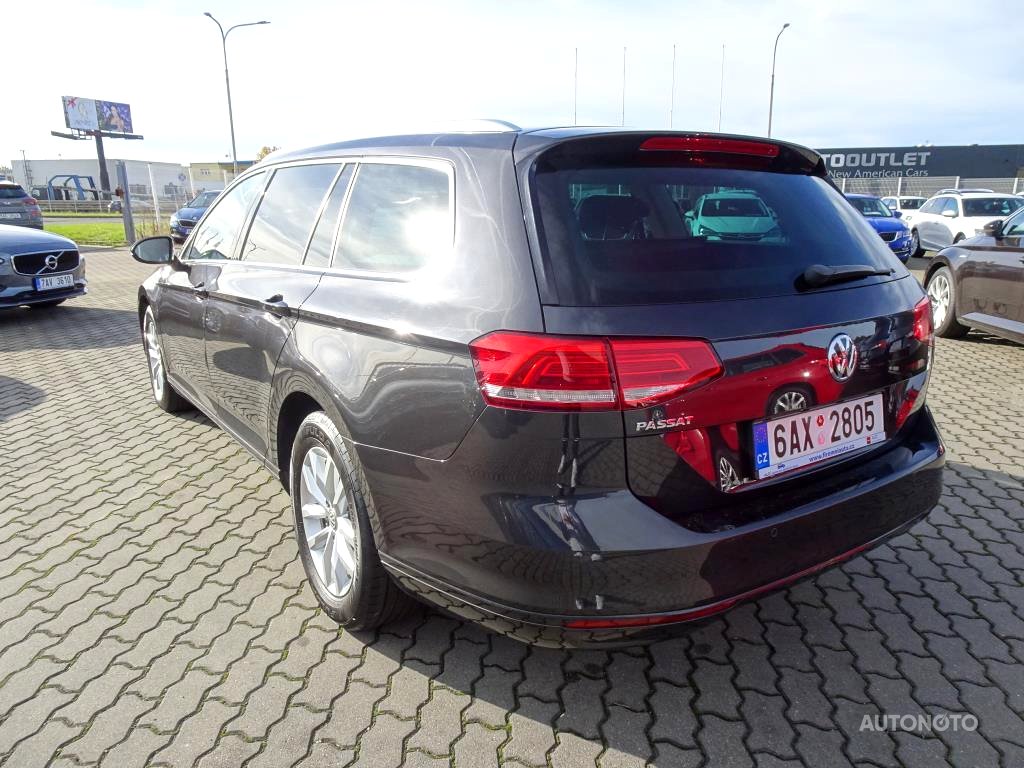 Volkswagen Passat, 2018 - pohled č. 3