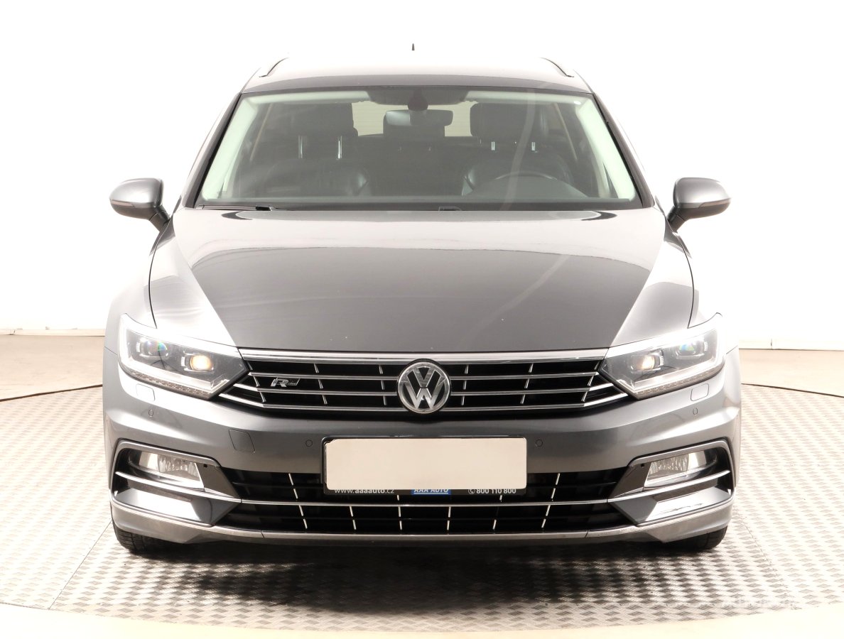 Volkswagen Passat, 2015 - pohled č. 2