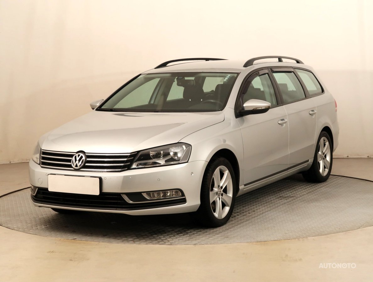 Volkswagen Passat, 2010 - pohled č. 3