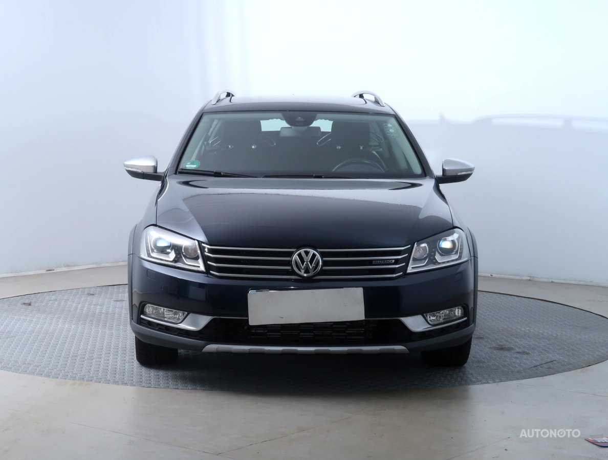 Volkswagen Passat, 2012 - pohled č. 2