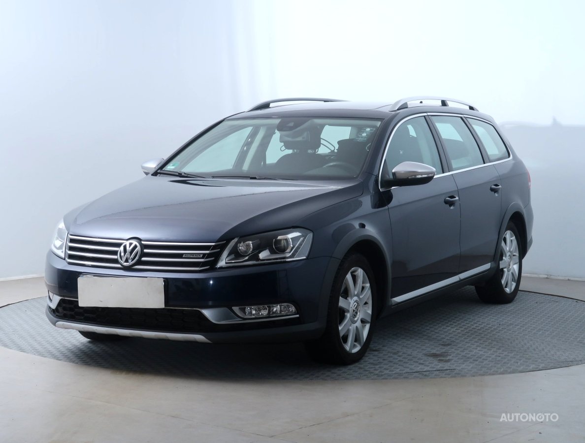 Volkswagen Passat, 2012 - pohled č. 3