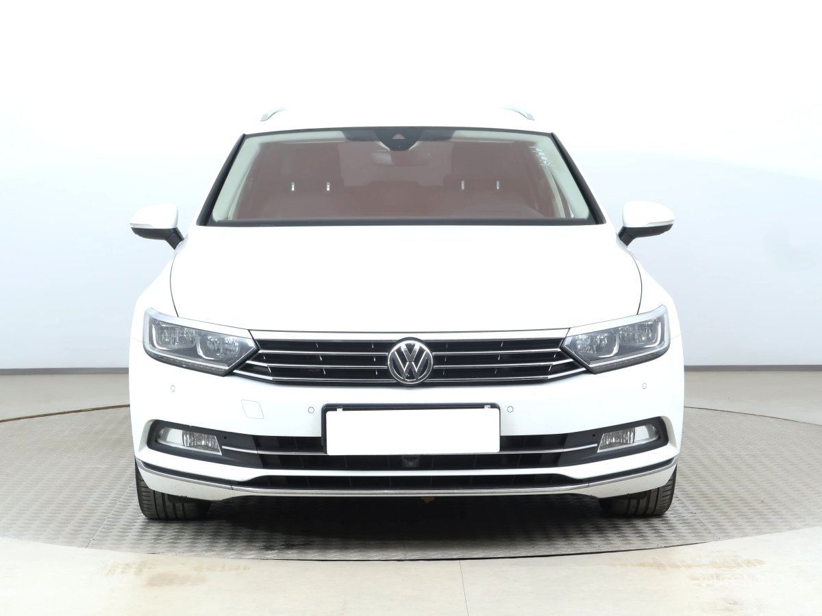 Volkswagen Passat, 2016 - pohled č. 2