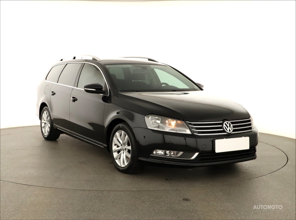 Volkswagen Passat, 2012 - pohled č. 1