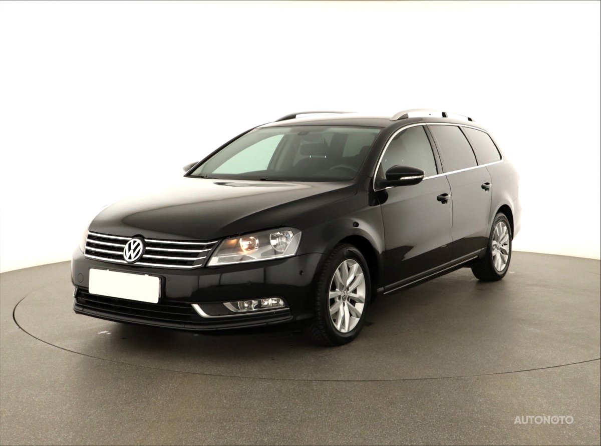 Volkswagen Passat, 2012 - pohled č. 3