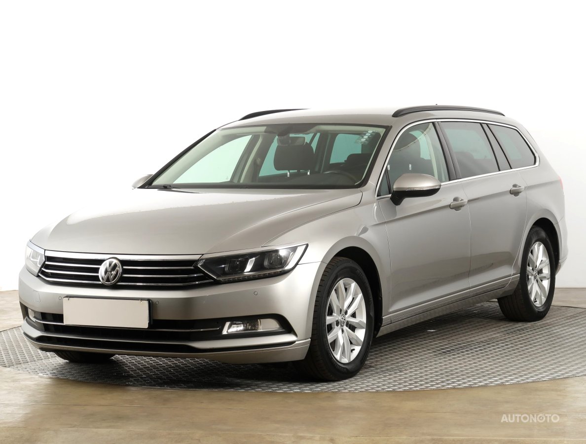 Volkswagen Passat, 2015 - pohled č. 3