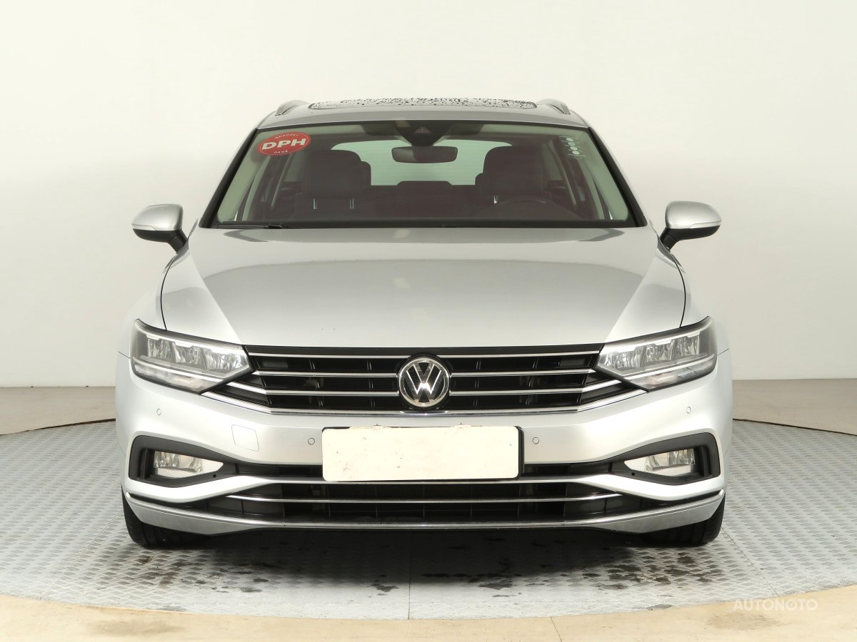 Volkswagen Passat, 2020 - pohled č. 2
