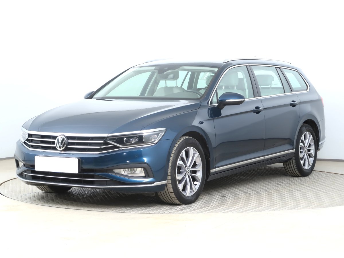 Volkswagen Passat, 2019 - pohled č. 3
