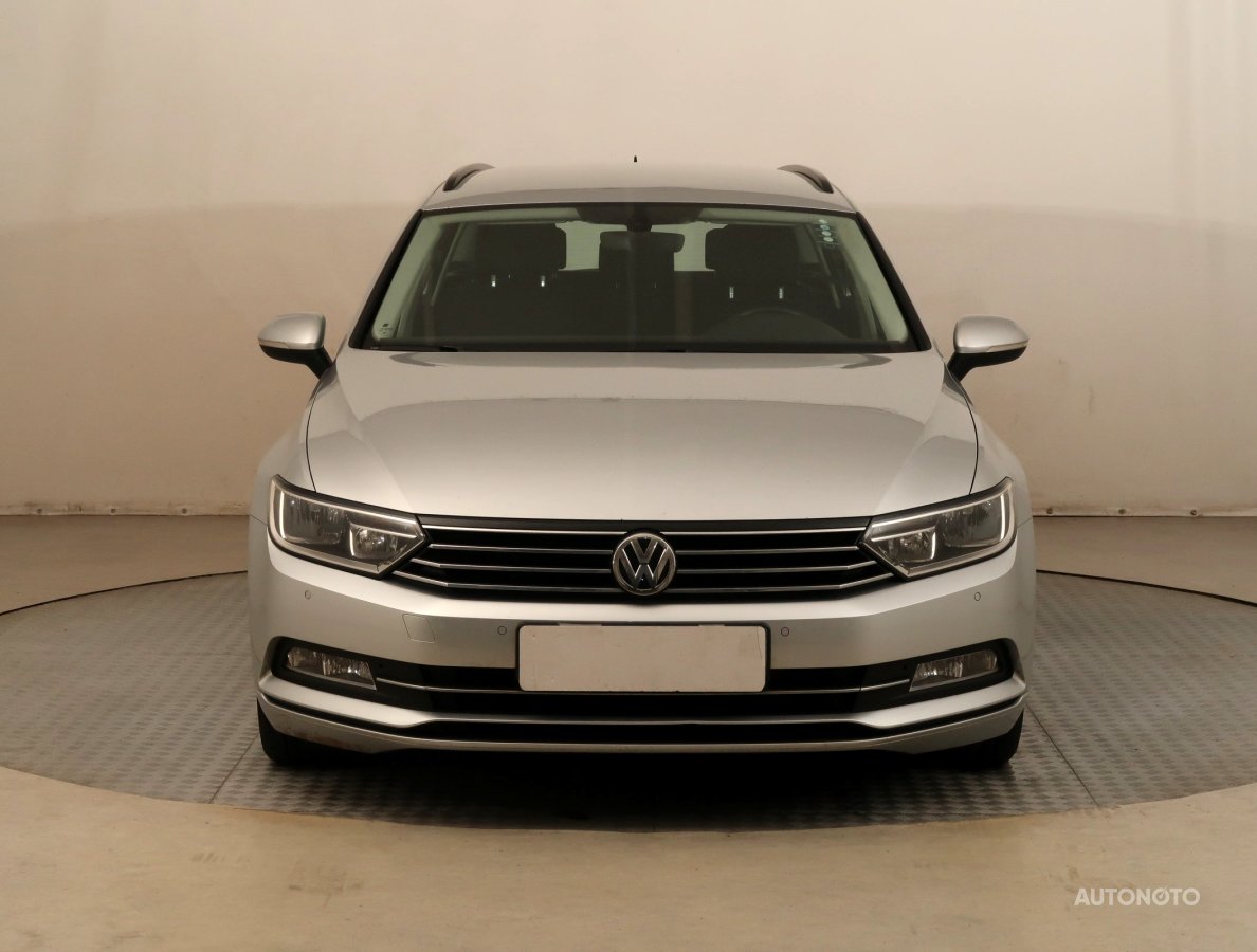 Volkswagen Passat, 2015 - pohled č. 2