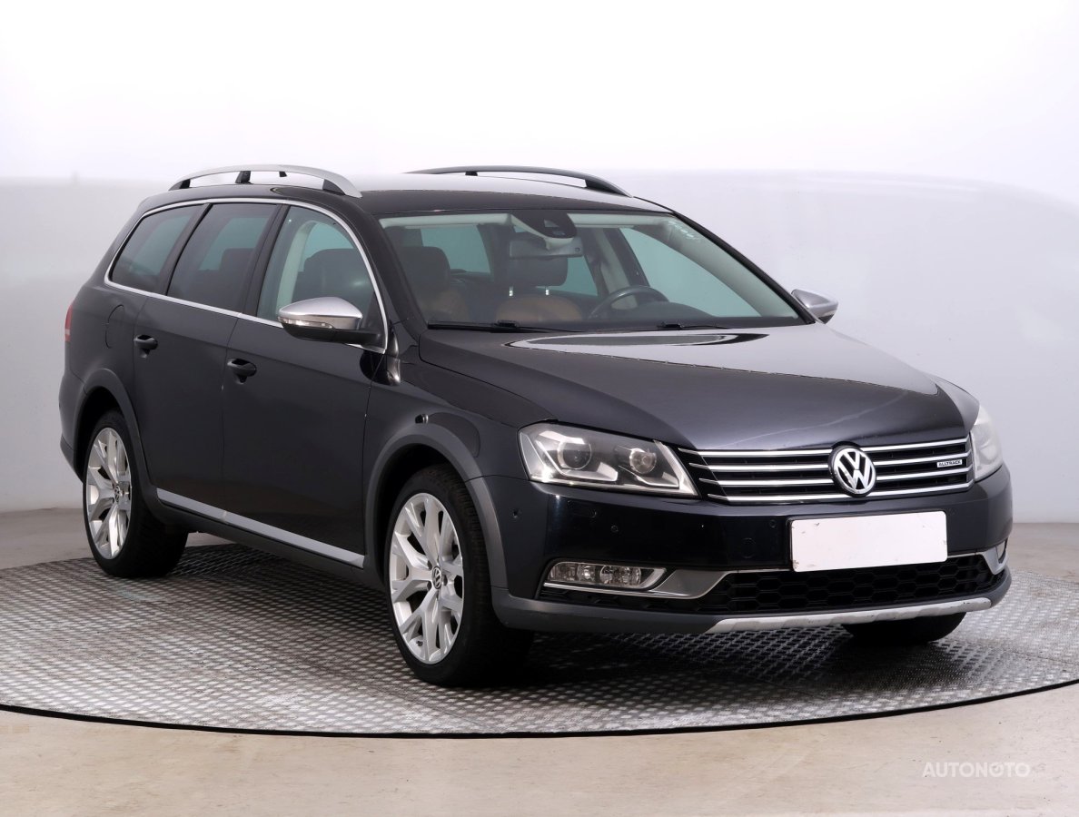 Volkswagen Passat, 2012 - celkový pohled