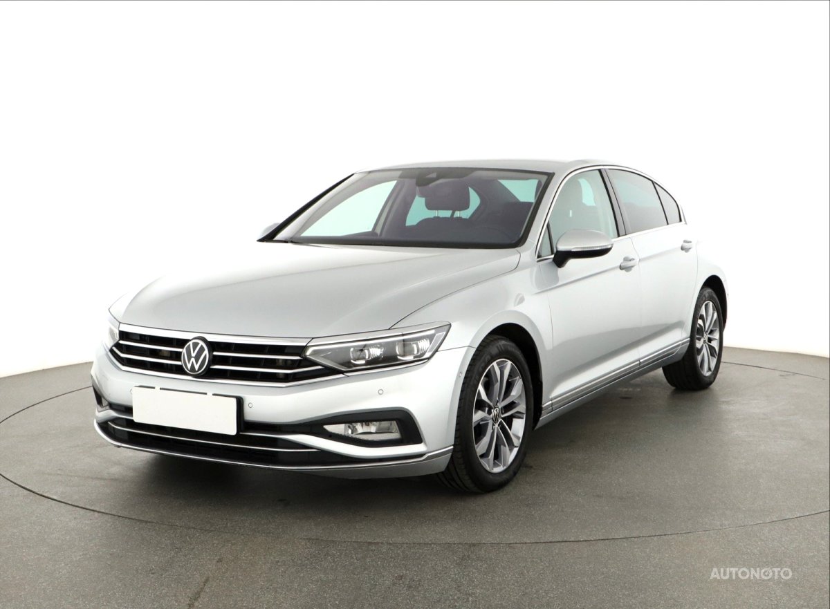 Volkswagen Passat, 2021 - pohled č. 3