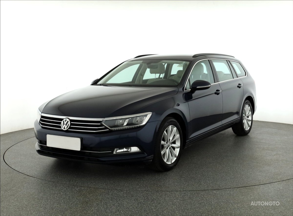Volkswagen Passat, 2016 - pohled č. 3