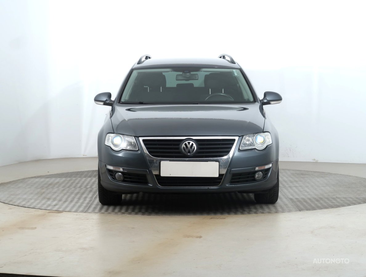 Volkswagen Passat, 2010 - pohled č. 2