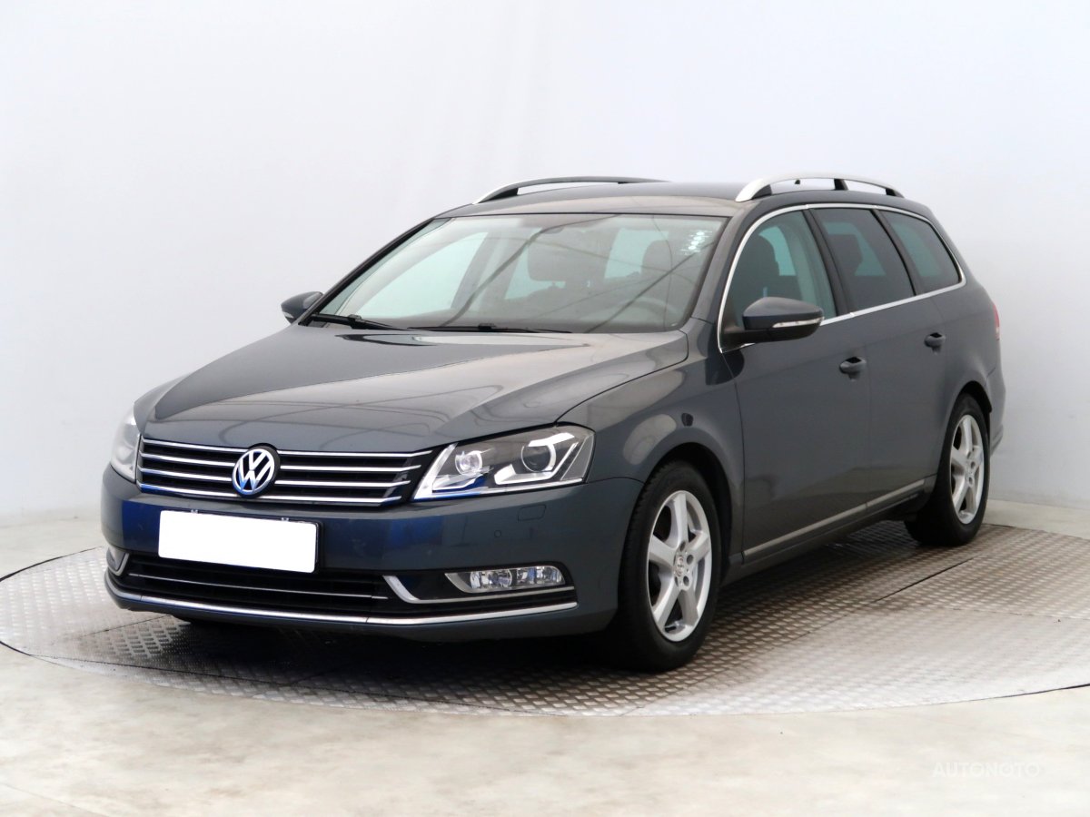 Volkswagen Passat, 2011 - pohled č. 3