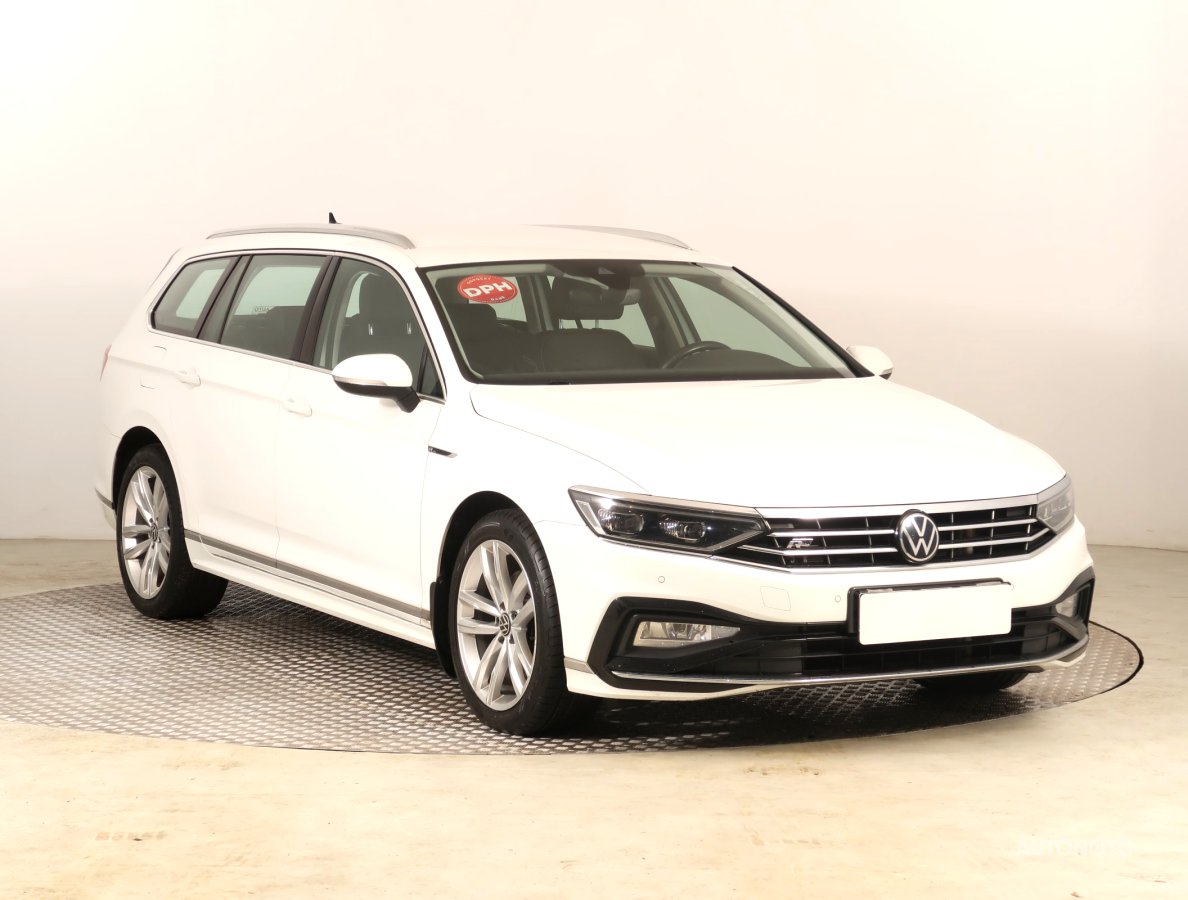 Volkswagen Passat, 2020 - pohled č. 1