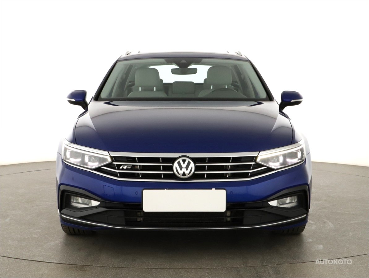 Volkswagen Passat, 2020 - pohled č. 2