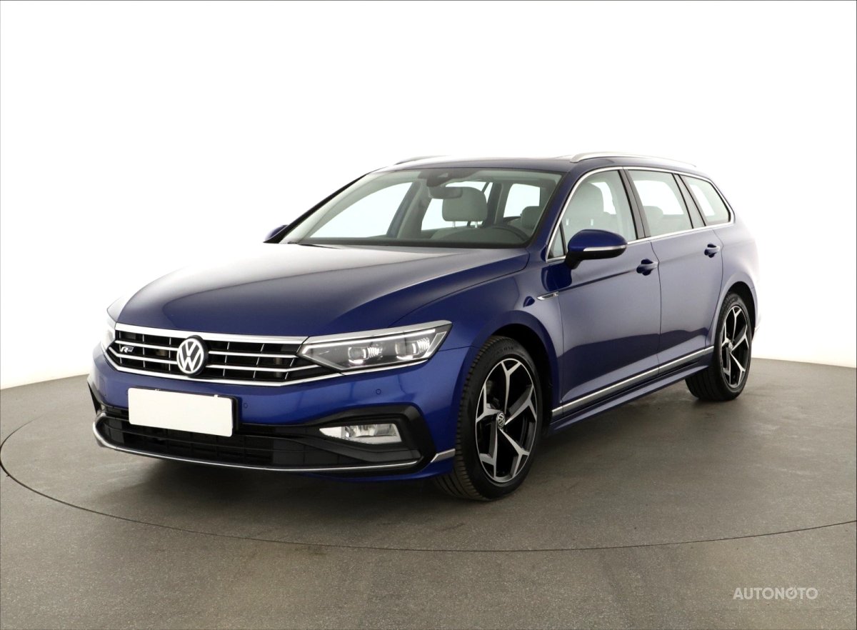 Volkswagen Passat, 2020 - pohled č. 3